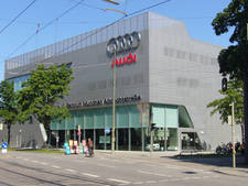 Lochblech Fassade Audi Terminal - München Lochblech Fassade Audi Terminal - München